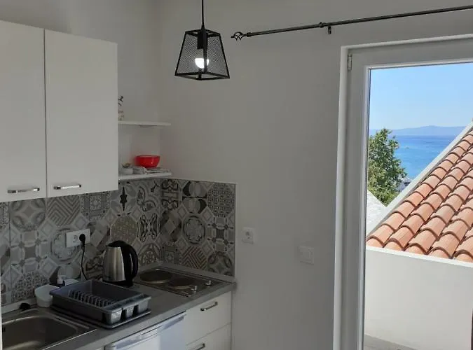 Ela Pansiyon Baška Voda